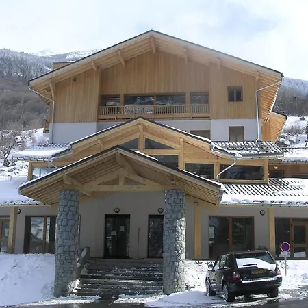 In With Pool & Sauna 아파트 오렐르